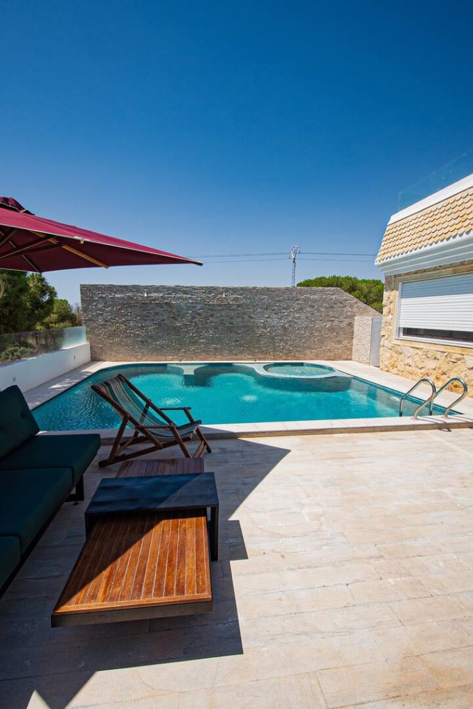 Piscine vue montagne dar el bondek
